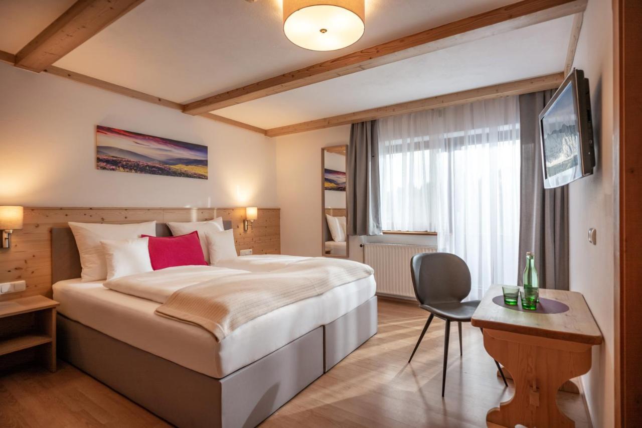 Hotel Schmiedboden Оберндорф  Экстерьер фото